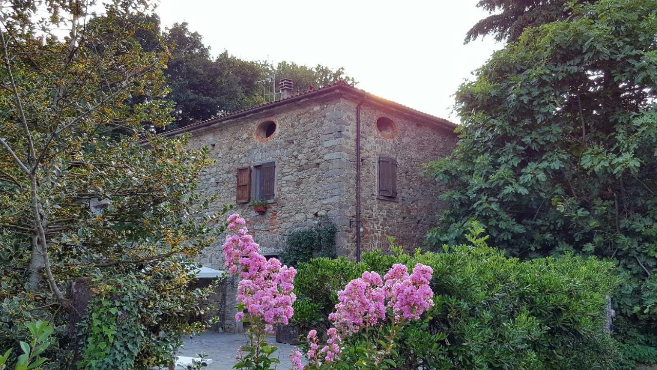 Ai Chiosi Affittacamere Pontremoli Exterior photo